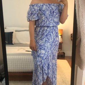 Vineyard vines off shoulder dress